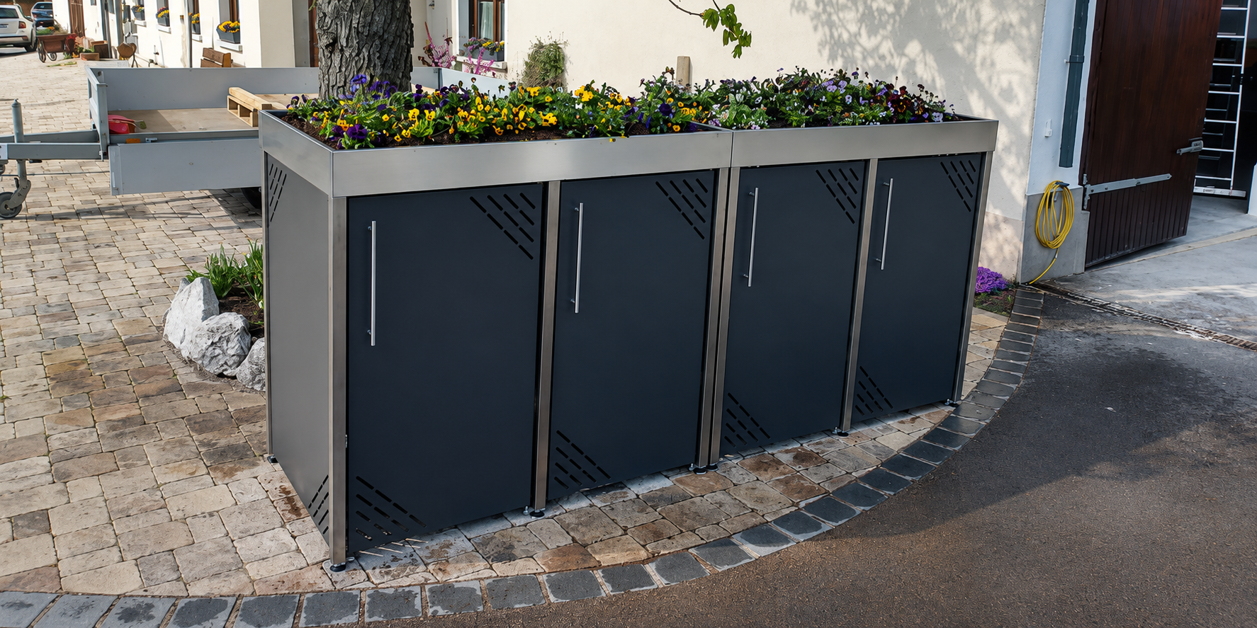 Individuell gefertigte Müllbox aus Metall